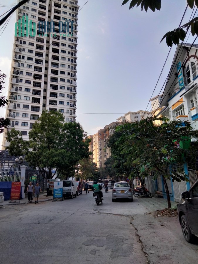 Bán Chung cư 2pn+1vs+2ban công phố Nguyễn Cơ Thạch, Dt: 63m2, chỉ 2.22tỷ