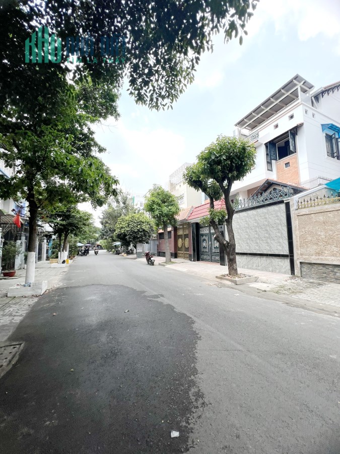 Nhà 4 tầng MT đường 783 Tạ Quang Bửu P4Q8. Giá 12 tỷ TL