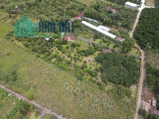 Đất thổ cư 100, diện tích: 98.4 m2, cạnh gemskyworld, Giá chỉ từ: 17 tr/m2