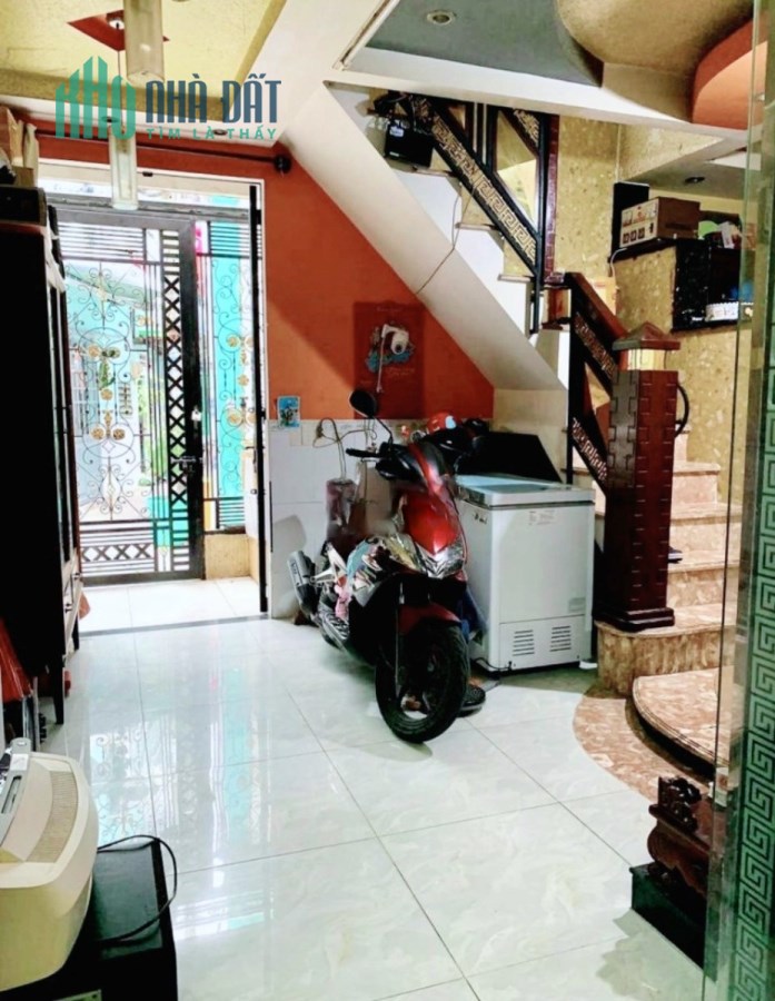 Nhà 53.5m2 Hẻm 154 Âu Dương Lân P3,Q8. Trệt/Lầu - Giá 4,65 tỷ