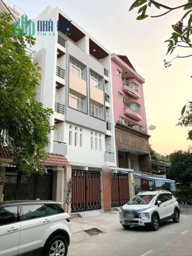 Biệt thự Mặt tiền NB Phạm Hùng P5 Q8, 8x26m 5 tầng giá 27 tỷ