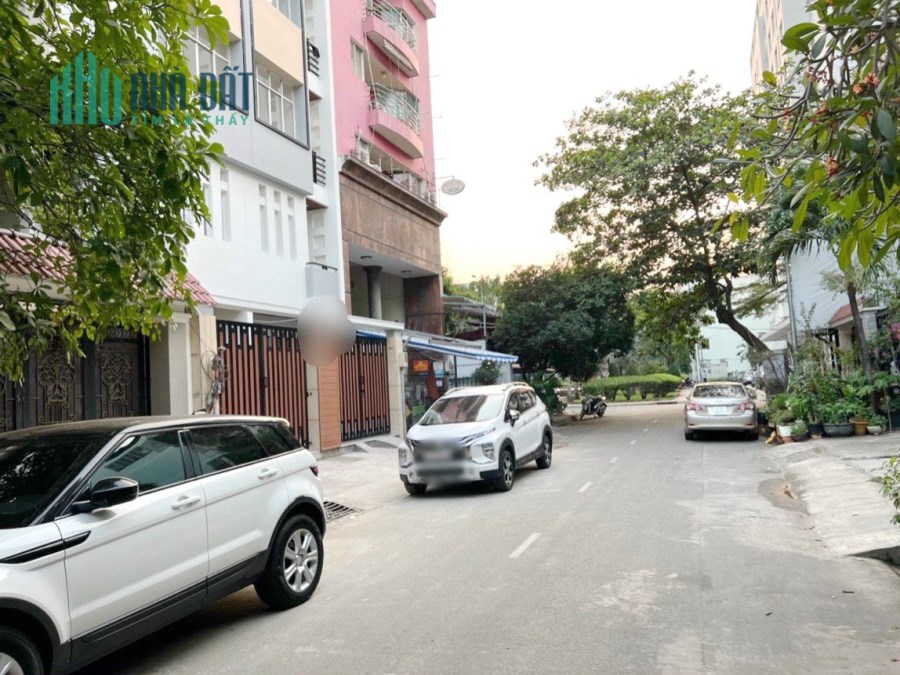 Biệt thự Mặt tiền NB Phạm Hùng P5 Q8, 8x26m 5 tầng giá 27 tỷ