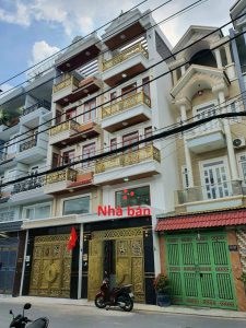 Do chưa thể về việt nam ở nên bán lại nhà mặt hẻm nhựa thông 8m( tương lai 2 mặt tiền)