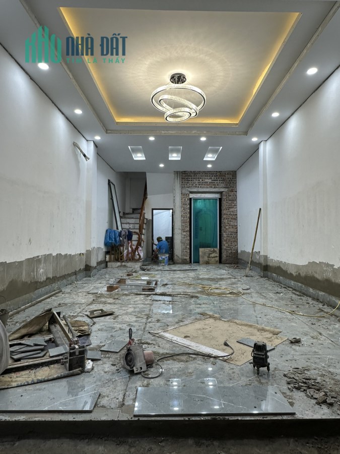 Bán nhà Thái Hà, Đống Đa, HN dt 46m2 mới xây 6 tầng có thang máy, cách ô tô đỗ 1 nhà