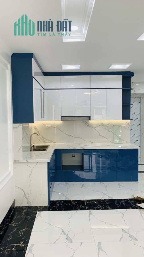 Bán nhà Thái Hà, Đống Đa, HN dt 46m2 mới xây 6 tầng có thang máy, cách ô tô đỗ 1 nhà