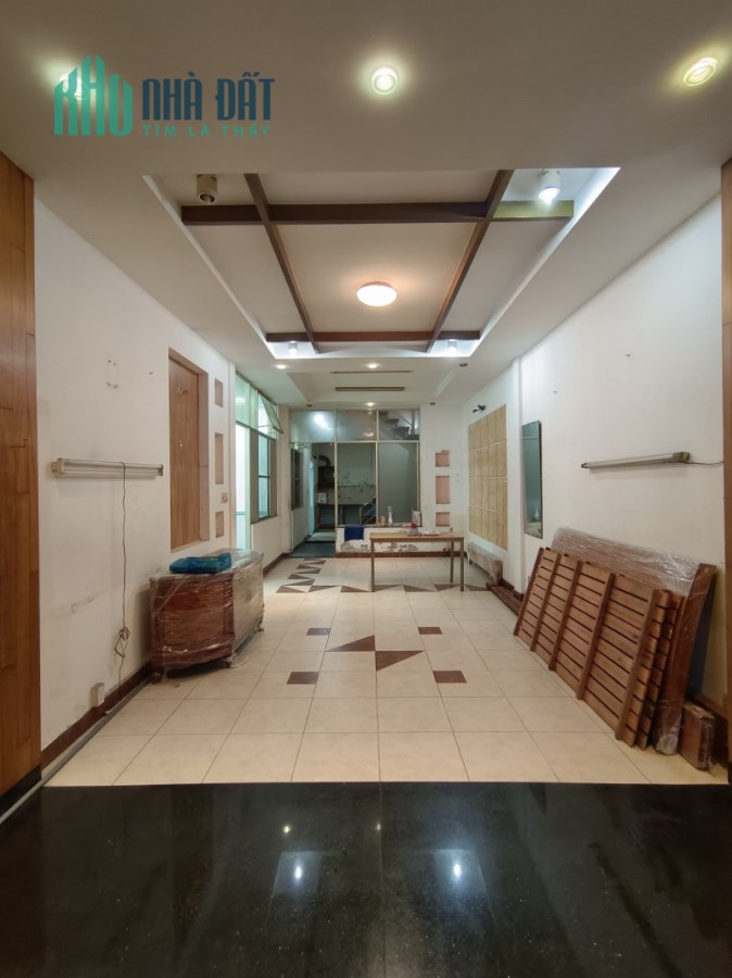 BÁN NHÀ QUẬN 1 HXH 100M2 NỞ HẬU 6.6 M 50T/M2 HÀNG HIẾM NGUYỄN VĂN GIAI 5.7 TỶ.