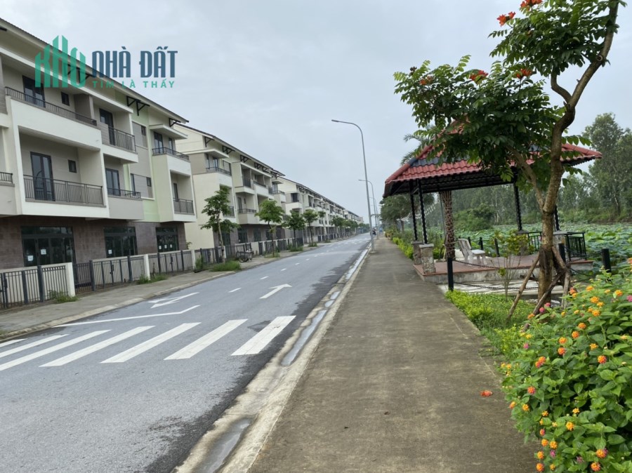 Nhà phố đối diện công viên Centa giá rẻ tại Centa City Từ Sơn