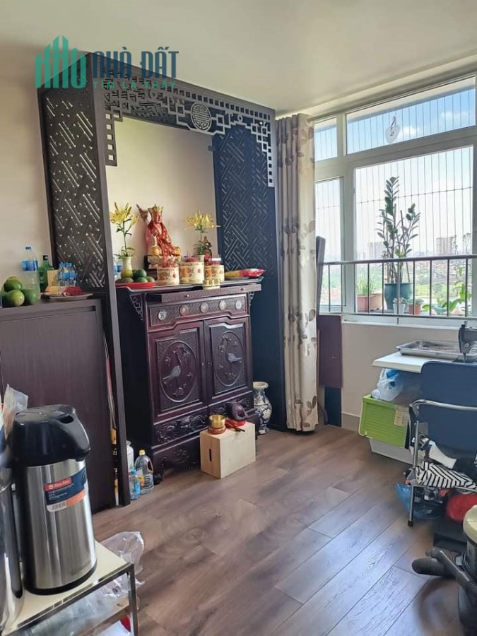 ĐÓN TẾT! Nguyễn Văn Huyên siêu đẹp, 2 thoáng, ngõ nông, 40m2x5T, chỉ 3.9 tỷ