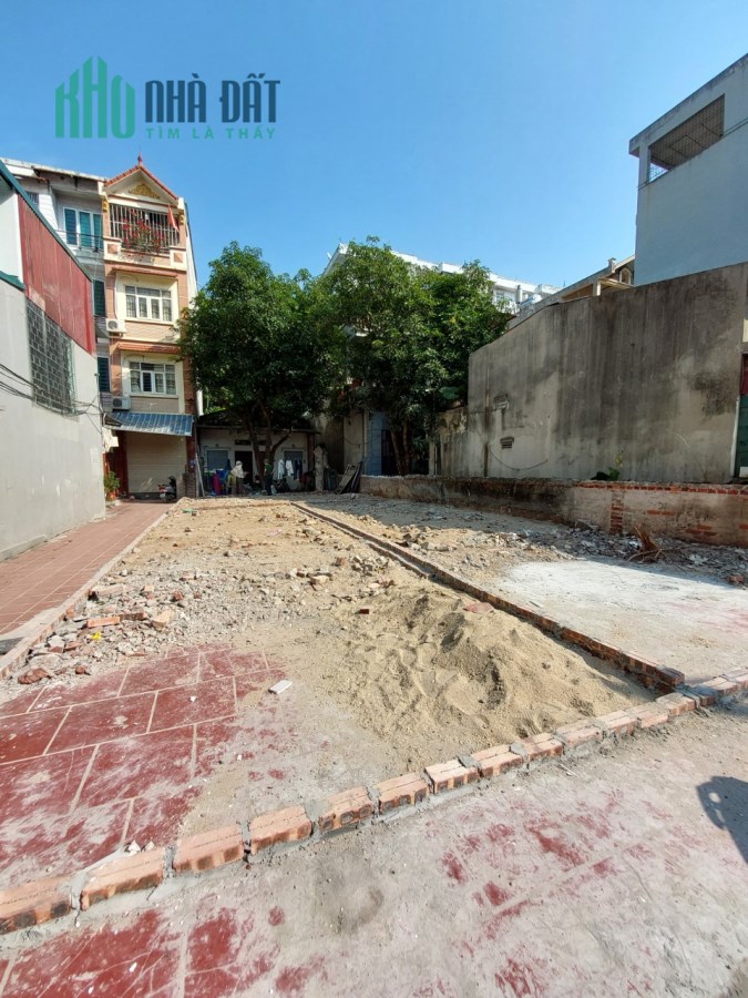 Đất Lạc Thị, Ngọc Hồi 50m2 mt4m, ngõ thông ô tô vào nhà 2 tỷ.