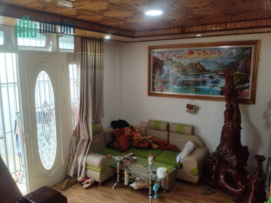 Giảm giá bán gấp nhà đẹp giá rẻ chỉ 1.8 tỷ đường Tô Vĩnh Diện, Đà Lạt