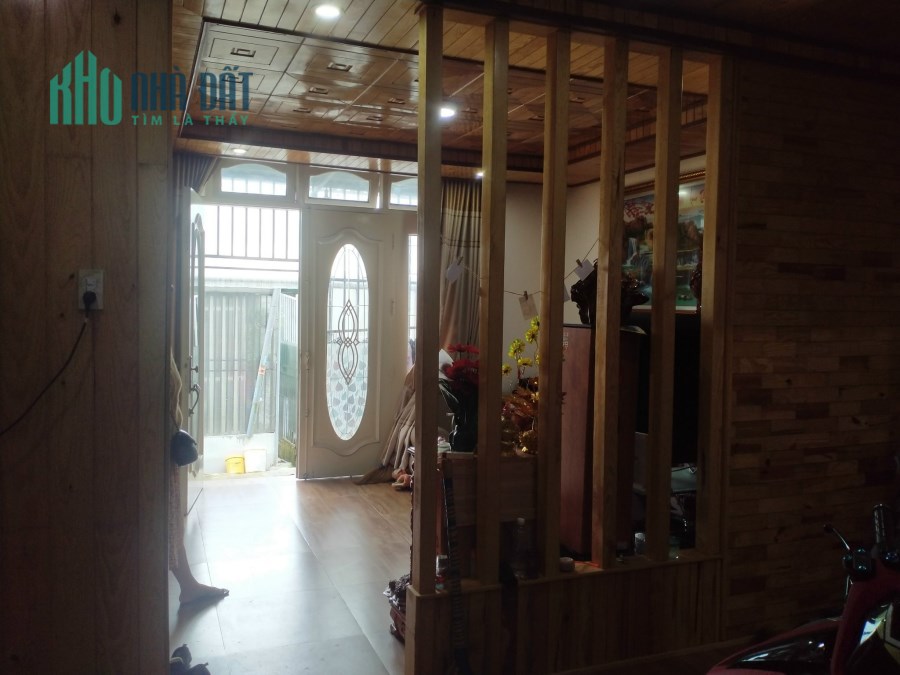 Giảm giá bán gấp nhà đẹp giá rẻ chỉ 1.8 tỷ đường Tô Vĩnh Diện, Đà Lạt