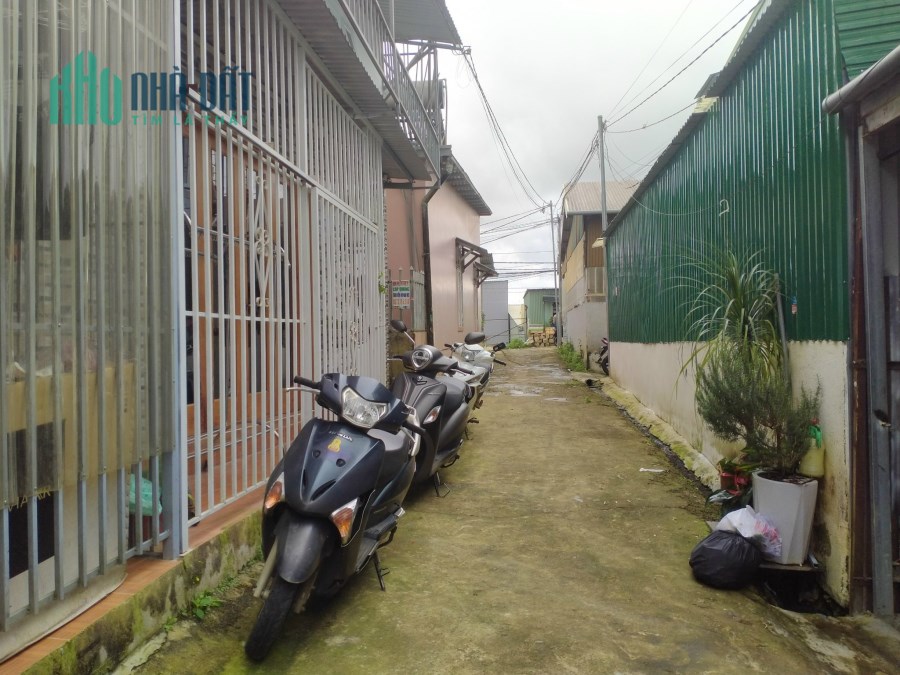 Giảm giá bán gấp nhà đẹp giá rẻ chỉ 1.8 tỷ đường Tô Vĩnh Diện, Đà Lạt