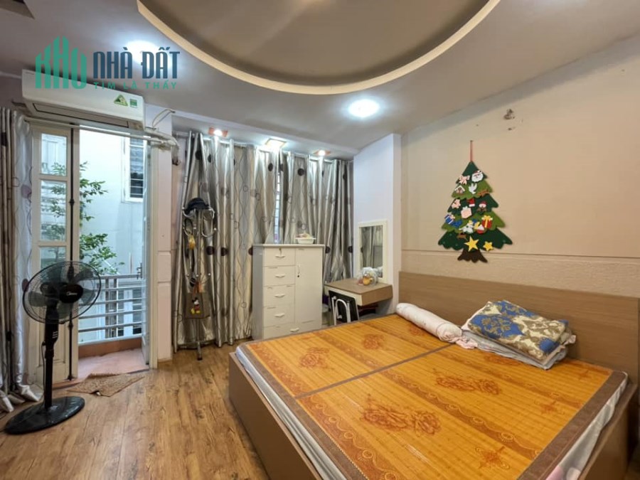 BÁN NHÀ LÁNG 32M X 5 TẦNG. MT4.3M. GIÁ 4.3 TỶ. NGÕ 3M TẶNG NỘI THẤT. LH MS. DIỆP 0989388246