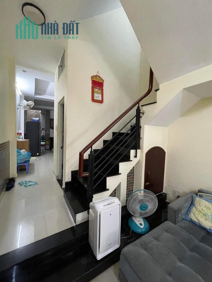 XUỐNG XÁC LUN 5.1 TỶ -PHÚ NHUẬN - 56M2 VUÔNG VỨC - 3 TẦNG BTCT