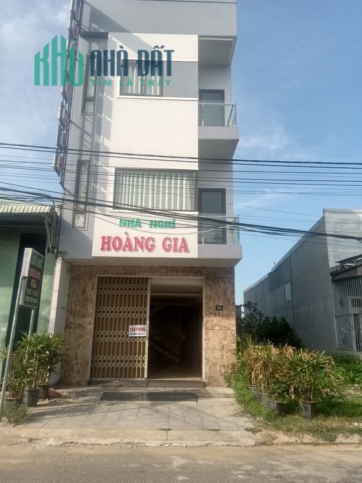 Bán nhà nghỉ 4 tầng 12 phòng thu nhập 20 triệu/tháng