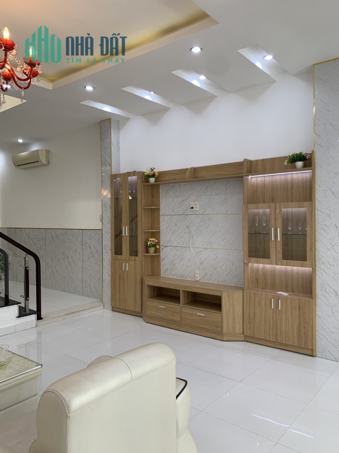 CẦN BÁN GẤP NHÀ TTTP NHA TRANG, KHÁNH HÒA, DT 95m² GIÁ 3,5 Tỷ SIÊU HOT