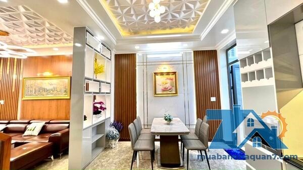 Nhà phố hiện đại đường Huỳnh Tấn Phát, khu Green Riverside đối diện Phú Mỹ Hưng 2, nối liền với