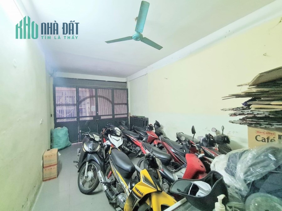 NHÀ ĐẸP HAI BÀ TRƯNG- PHÂN LÔ - Ô TÔ TRÁNH -SỔ VUÔNG. 0934376396.

 NHÀ ĐẸP HAI BÀ TRƯNG- PHÂN LÔ
