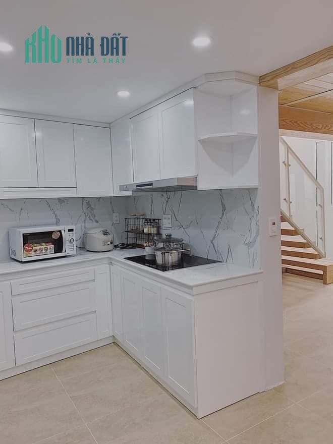 BÁN NHÀ 5T MỚI XÂY ĐẸP Ô TÔ TRÁNH,2 MẶT NGÕ NGUYỄN KHÁNH TOÀN NHỈNH 3 TỶ