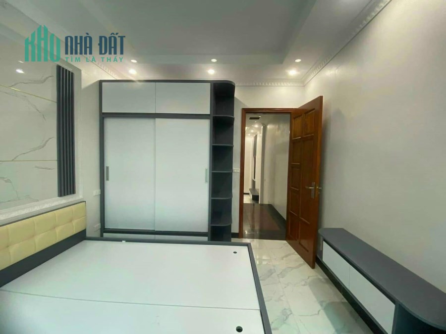 BÁN NHÀ XUÂN LA-57m-NHÀ ĐẸP-NGÕ THÔNG-GẦN HỒ-4TỶ