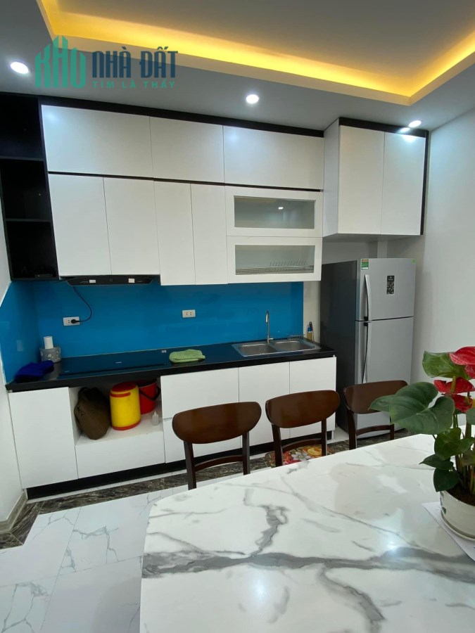 BÁN NHÀ ĐỘI CẤN-38m-GẦN PHỐ-FULL NỘI THẤT-THÔNG THOÁNG-3TỶ
