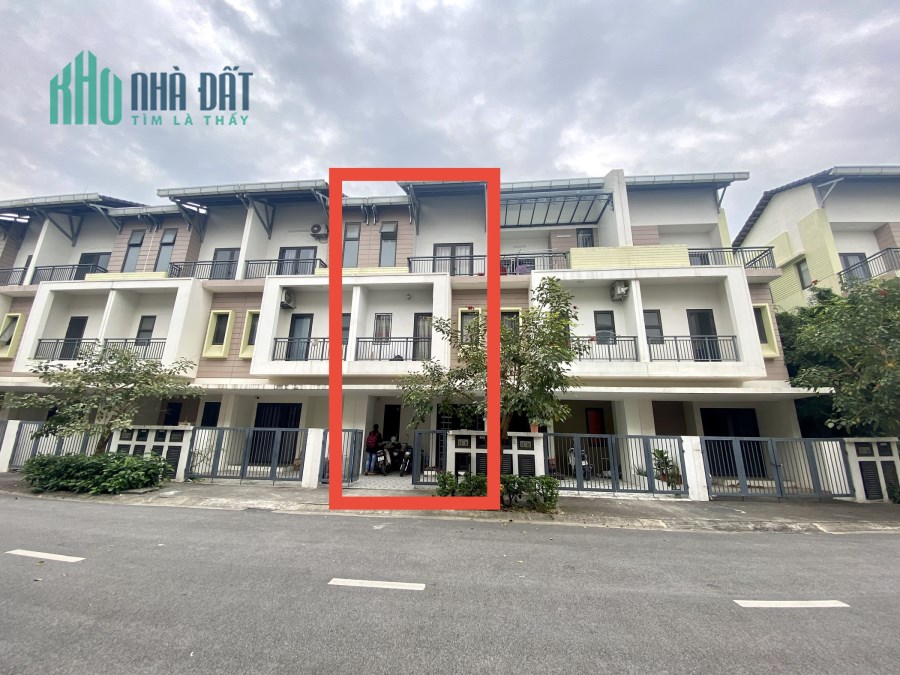 Bán nhà liền kề 75m2x3T đã hoàn thiện cơ bản đang cho thuê 10tr/tháng tại KĐT VSIP