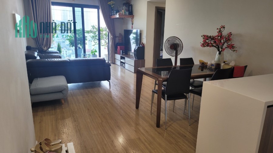 Nhà đẹp ở ngay Chung cư Rivera Park DT 105m 3 Pn Giá 5.5 tỷ