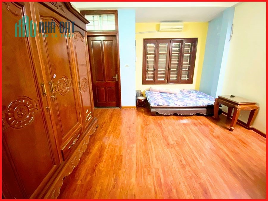 Bán gấp nhà Hào Nam, 47m2, 4 tầng, MT 7.5m, 5.2 tỷ, Dân xây - Ô tô tránh - Bãi xe (LP33A)