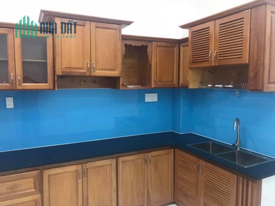 Bán gấp mặt tiền KD gần Nguyễn Sơn 75m2,2 tầng chỉ 5ty8