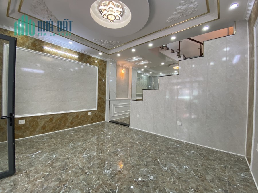 Bán Nhà Ngang 5 Dài 12 Huỳnh Tấn Phát, Quận 7, Nhỉnh 5 tỷ