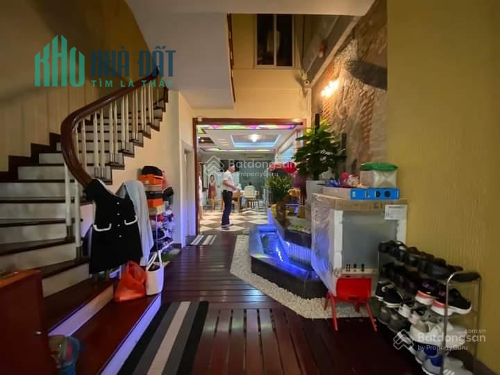Bán nhà mặt phố Dương Quảng Hàm, Cầu Giấy, Kinh doanh, ôtô tránh, 101m2x6tầng - giá 23tỷ hơn
