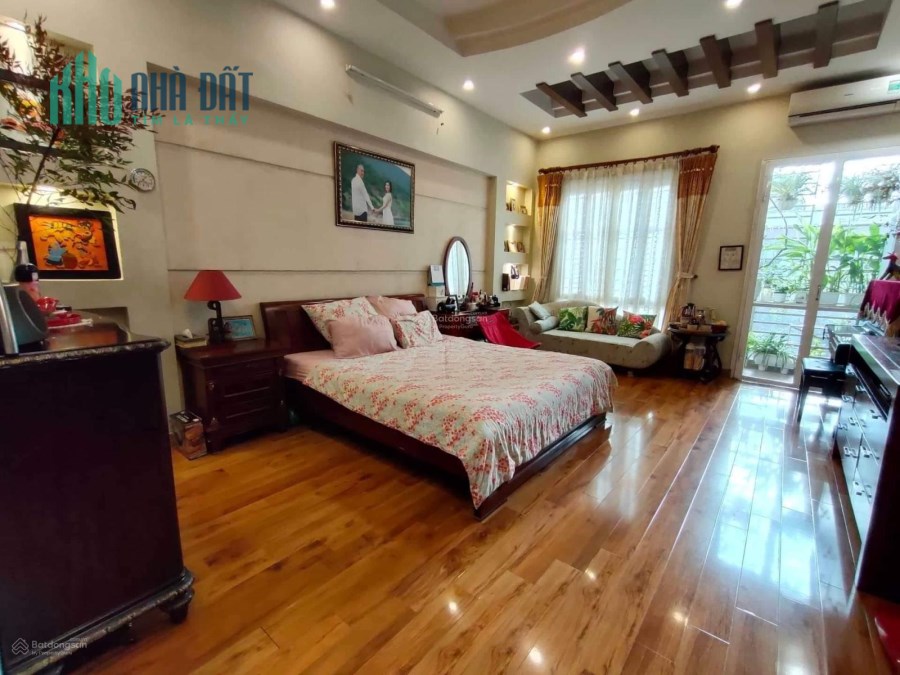 Bán nhà mặt phố Dương Quảng Hàm, Cầu Giấy, Kinh doanh, ôtô tránh, 101m2x6tầng - giá 23tỷ hơn