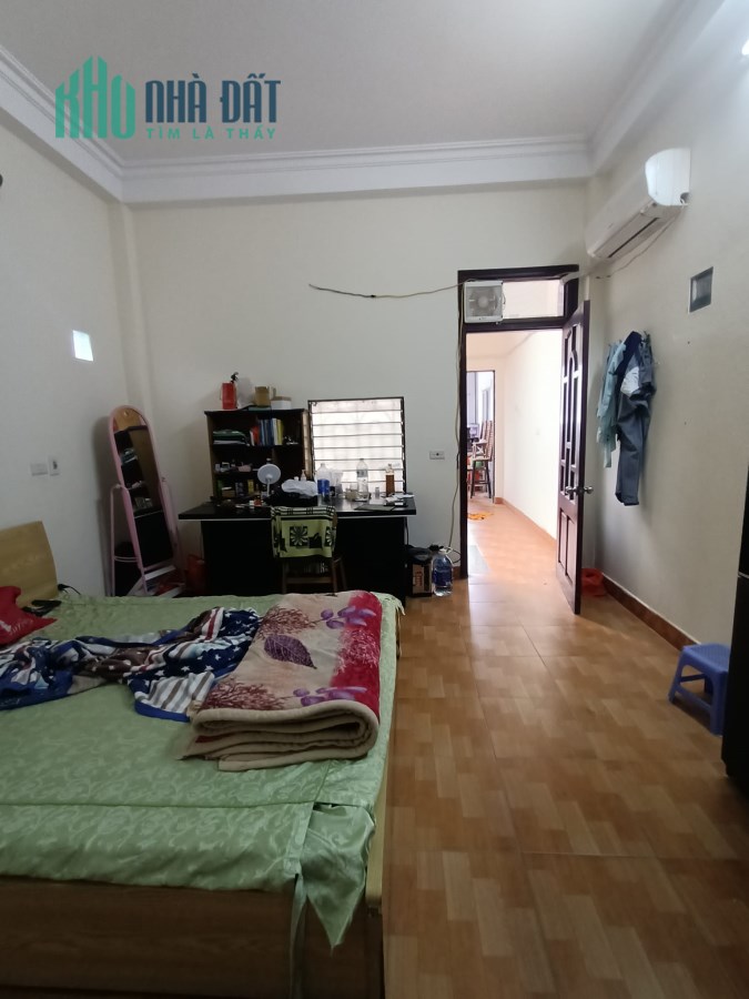Nhà nam dư, Hoàng Mai - ngõ to - 51M x 3 Tầng giá 3,09 Tỷ