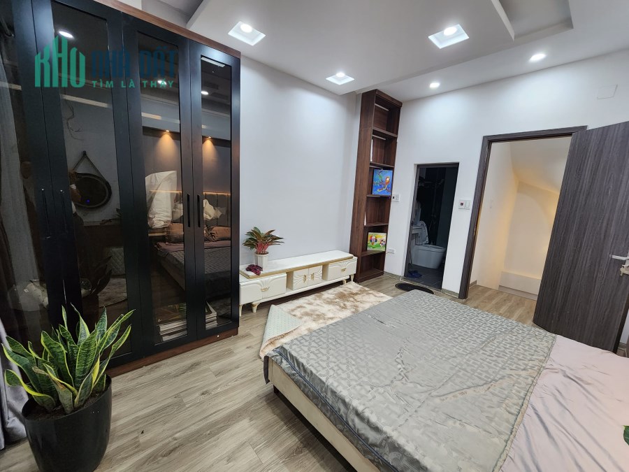 NHÀ ĐẸP LUNG LINH ĐÓN TẾT phố Quan Nhân quận Thanh Xuân 30m 5 tầng mặt tiền 4M ở ngay 4 tỷ