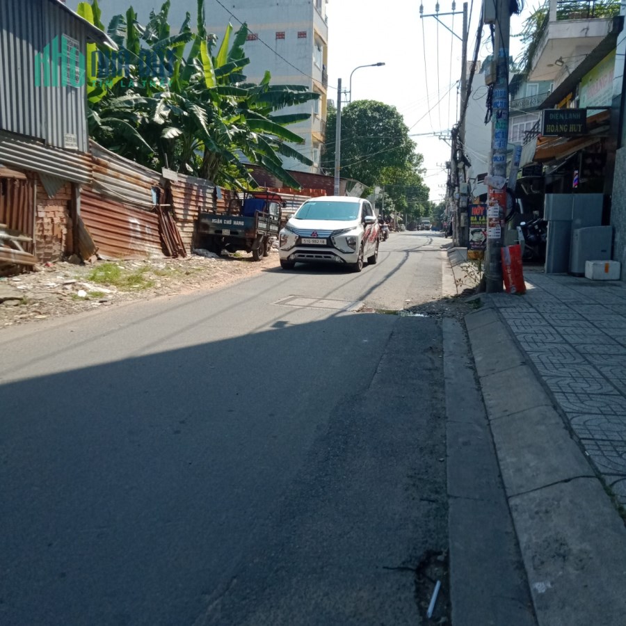 Bán nhà gần trường học Tây Thạnh - Tân Phú - 4 tầng - Giá rẻ