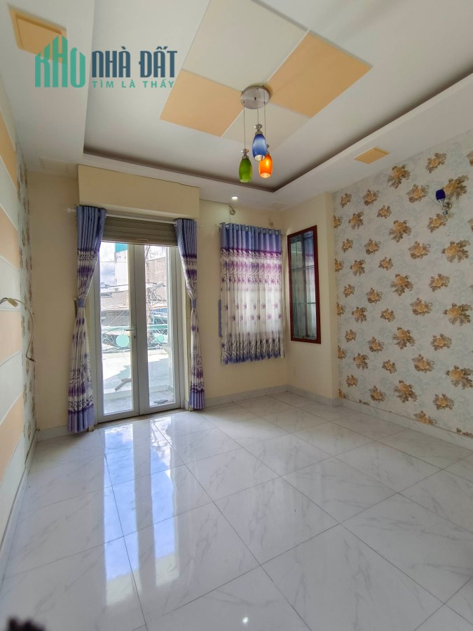 Nhà 3 Tầng-45M2-GIÁ 3 Tỷ 5-Lạc Long Quân-Quận 11