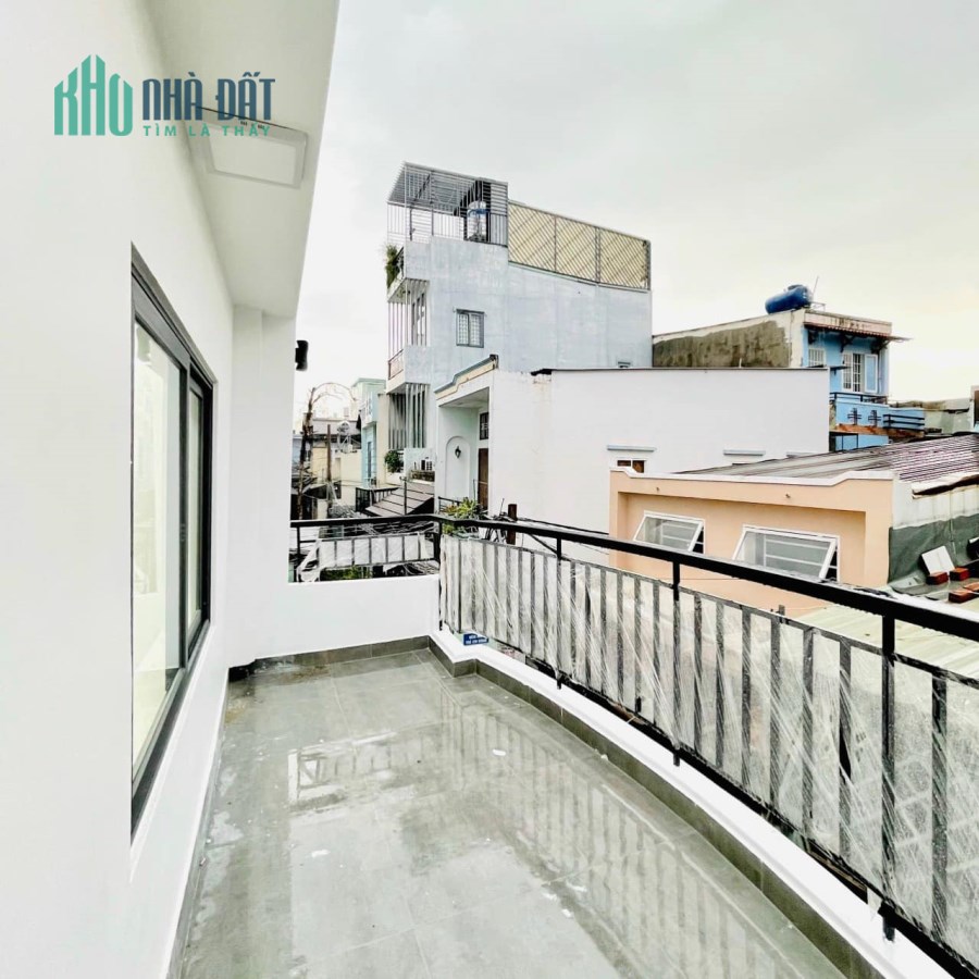 5p ra Phạm Văn Đồng, hẻm thông, tặng toàn bộ nội thất giá chỉ 4 tỷ 7