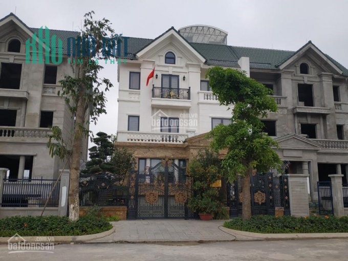 Biệt thự 330m2 Ciputra cách đường Võ Chí Công 200m