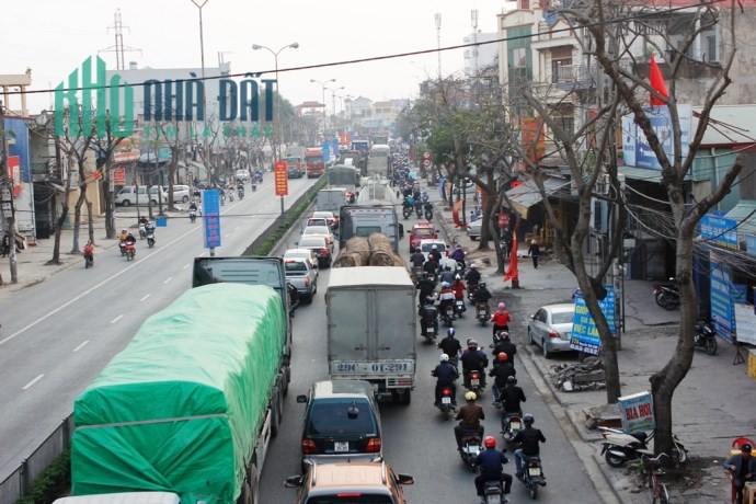 Kinh doanh đỉnh cao, mặt đường Nguyễn Văn Linh, nhỉnh 4 tỷ, cơ hội hiếm có không thể bỏ lỡ.