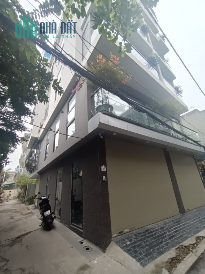 Nhà đẹp ngõ  140 phố Nguyễn Xiển Lô góc phân lô vỉa hè ô chờ thang máy 55m2 MT 4.6m chỉ 11.5 tỷ