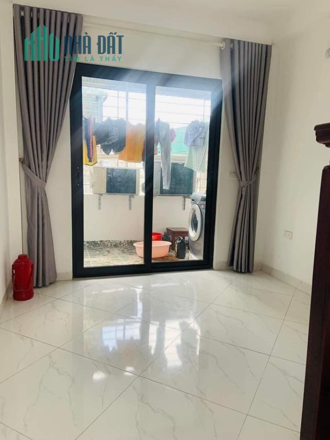BÁN NHÀ XUÂN ĐỈNH-31m-GẦN PHỐ-OTO ĐỖ CỔNG-2 THOÁNG-2TỶ