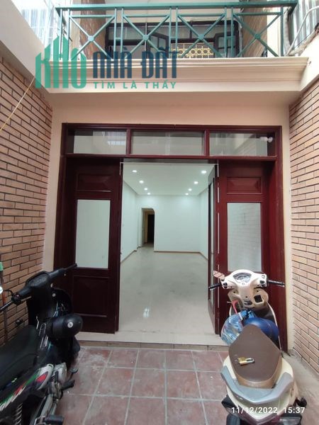 CHỦ NHÀ ĐANG RẤT CẦN TIỀN TRƯỚC TẾT MUỐN BÁN ĐI CĂN NHÀ ĐẦY TÂM HUYẾT.