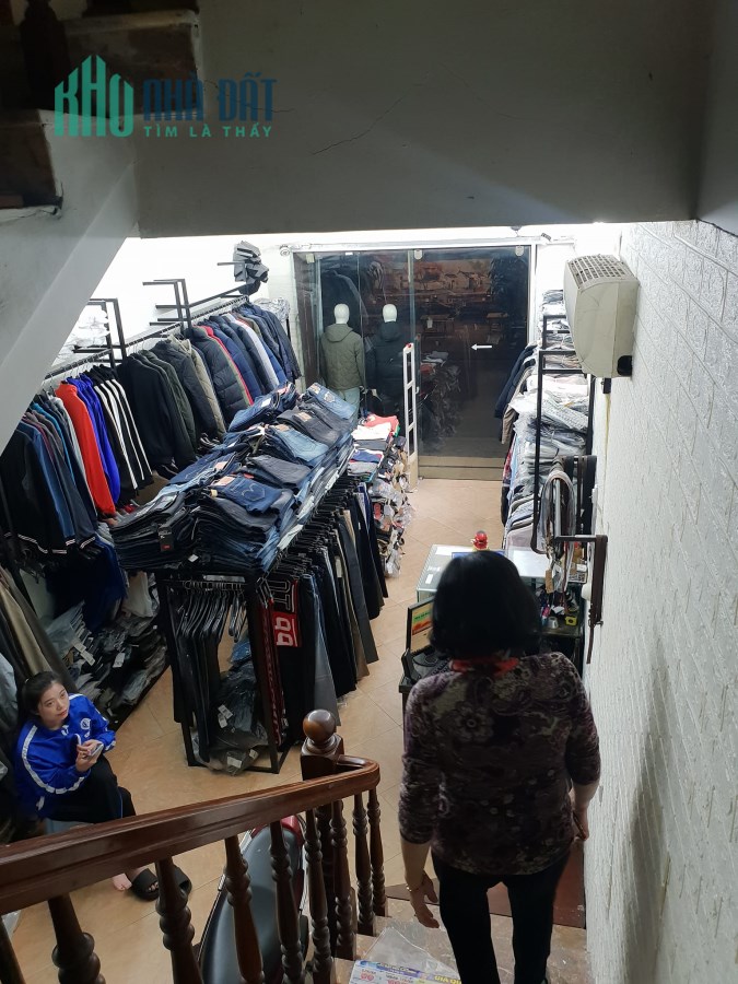 BÁN NHÁ NGUYỄN CHÍ THANH 40M X 4 TẦNG KINH DOANH 12 TỶ