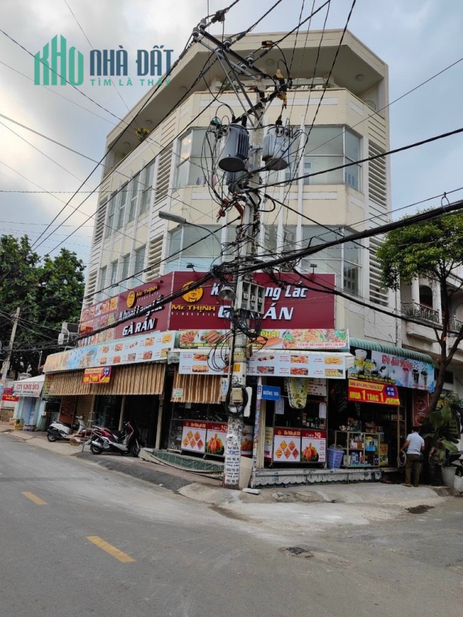 BÁN NHÀ MẶT TIỀN Đường 109 Phường Phước Long B QUẬN9