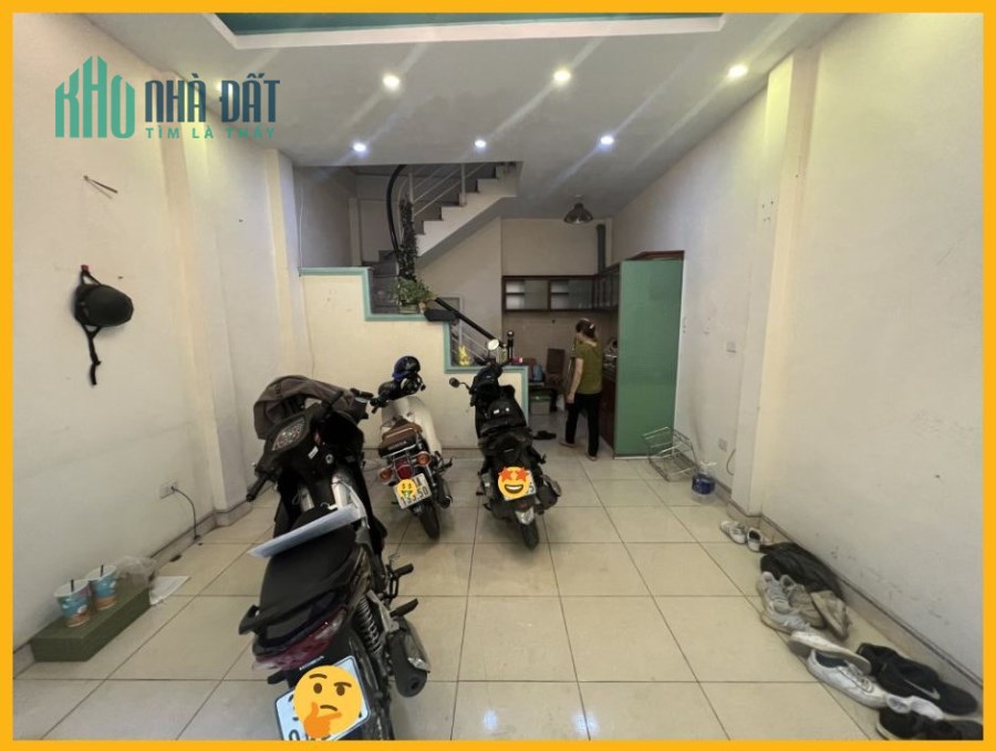 Quá Hiếm Dương Văn Bé mặt ngõ nông kinh doanh tốt, 10M ô tô, 33m2 x 4 tầng, MT4.2m, giá 2.65 tỷ.