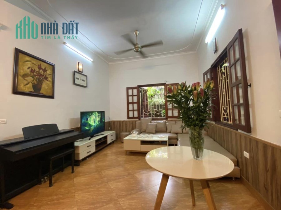 Bán nhà siêu đẹp Đội Cấn, Ba Đình, 53m, 4 tầng, MT 7m,  3 thoáng, gần ô tô, giá 5 tỷ 3