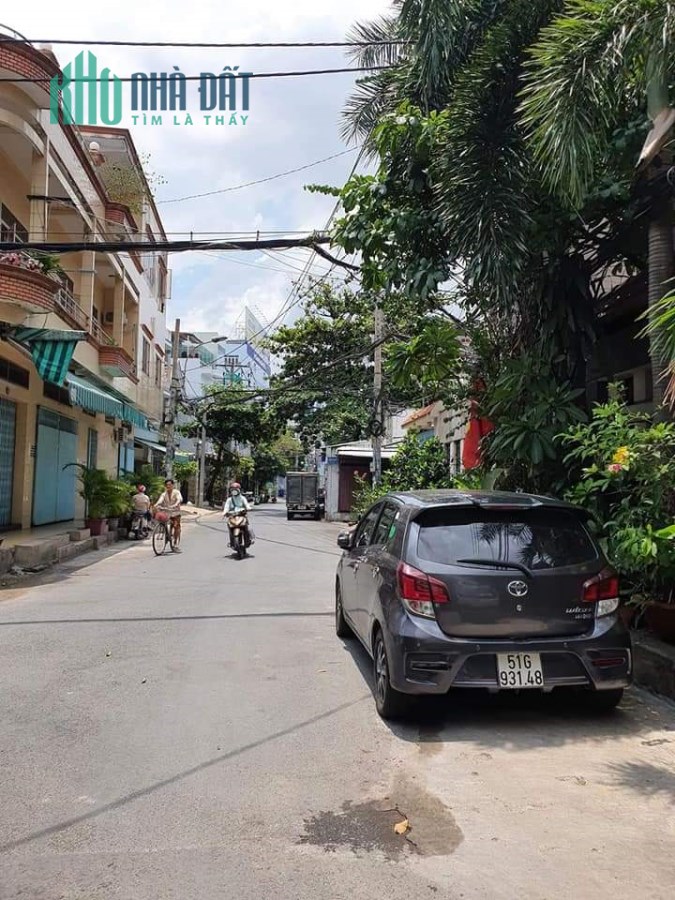 Đường 10m thông Gò Dầu,quận Tân Phú. dt: 4x21, kế công viên nội bộ. Giá 7.5 tỷ tl