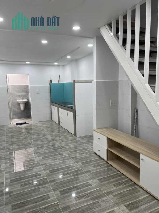 NHÀ Q.1 GIÁ ĐẦU TƯ, HƠN 7 TỶ, 2 TẦNG