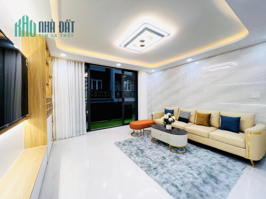 Ô TÔ NGỦ TRONG NHÀ, NGAY CHỢ THẠCH ĐÀ PHẠM VĂN CHIÊU, 5 TẦNG, NGANG HƠN 4M, CHỈ HƠN 9 TỶ.