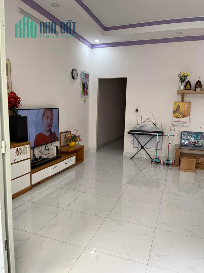 Chủ cần bán gấp nhà đẹp Phước Long B – Quận 9 diện tích 106m2